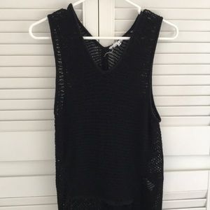 Mesh v neck top